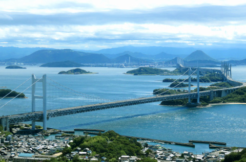 Seto Ohashi Bridge, a large bridge connecting Honshu and Shikoku.